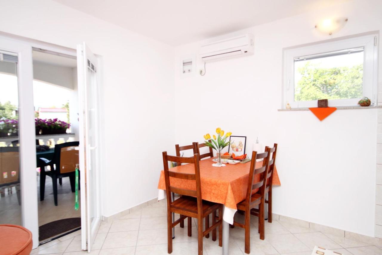 Apartments With A Parking Space Seline, Paklenica - 6603 Starigrad Paklenica Luaran gambar