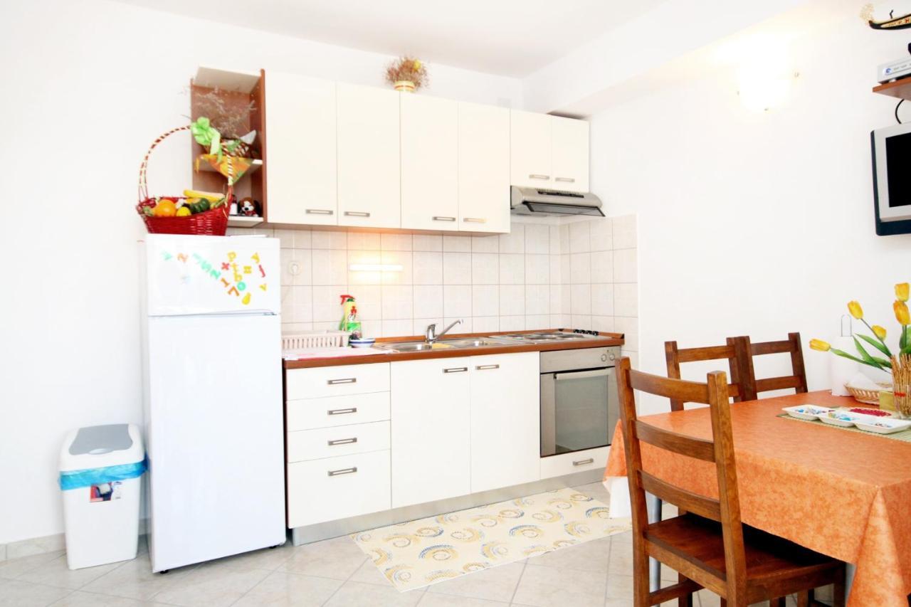 Apartments With A Parking Space Seline, Paklenica - 6603 Starigrad Paklenica Luaran gambar