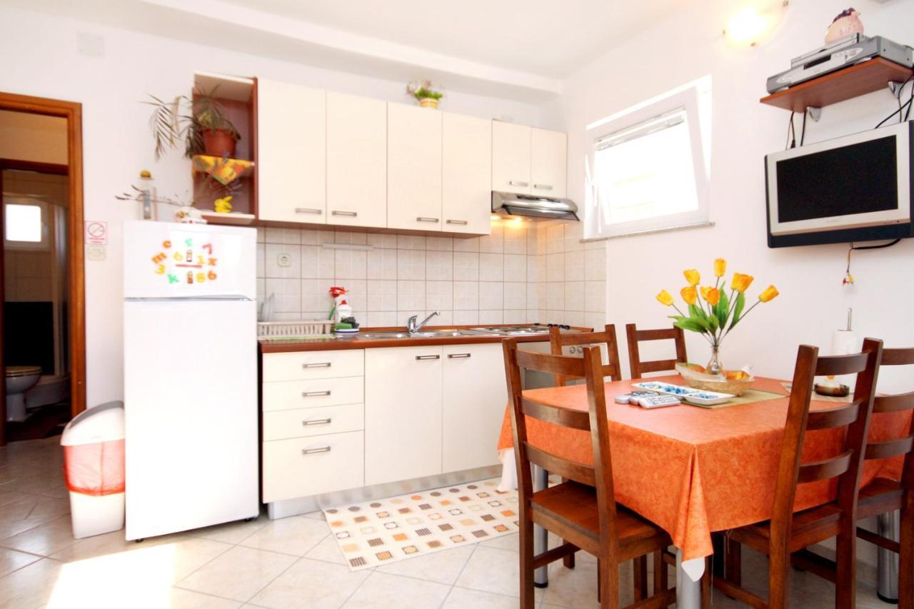 Apartments With A Parking Space Seline, Paklenica - 6603 Starigrad Paklenica Luaran gambar